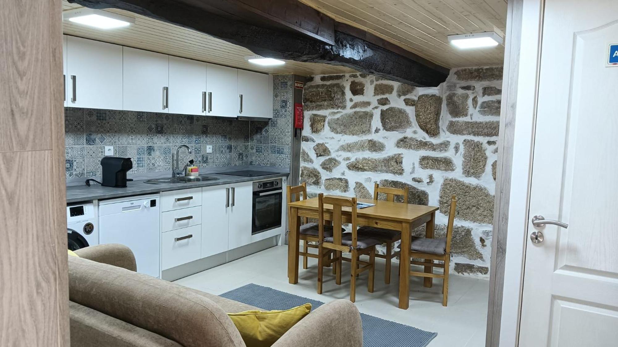 Appartement Casa Do Forno D'Aldeia à Moucos Extérieur photo